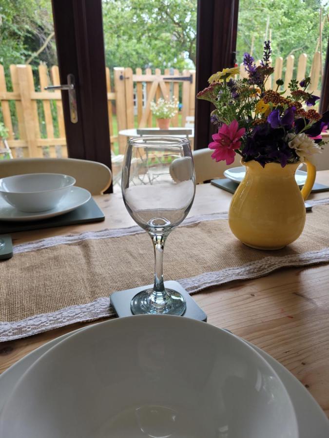 Entire 2 Bed Coach House In Peaceful Norfolk Village Pulham Exteriér fotografie