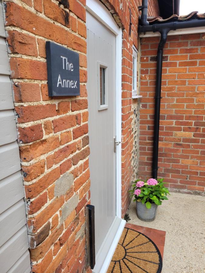 Entire 2 Bed Coach House In Peaceful Norfolk Village Pulham Exteriér fotografie